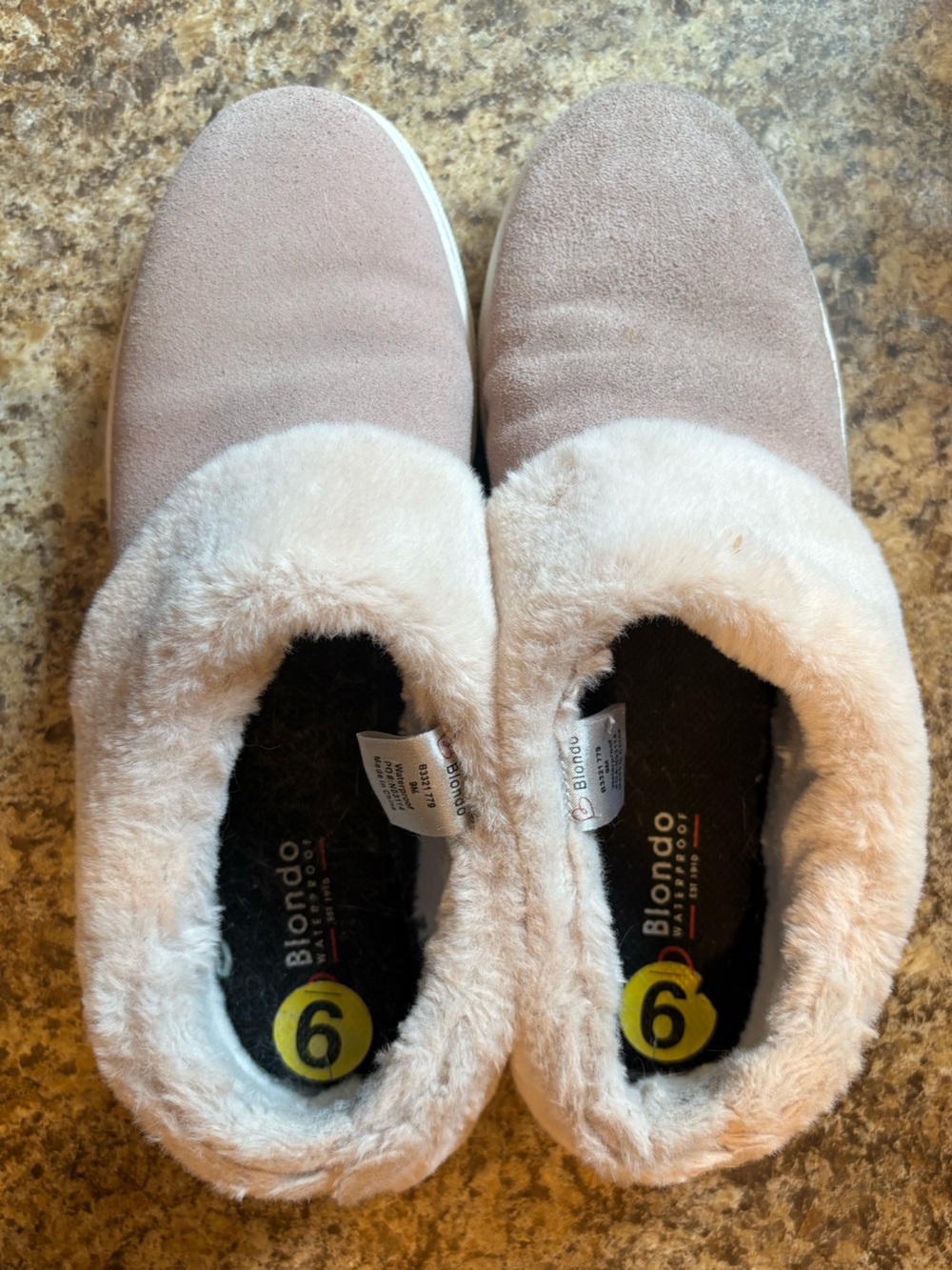 Blondo  Blush Waterproof Slip-0n Shoes / Slippers 9